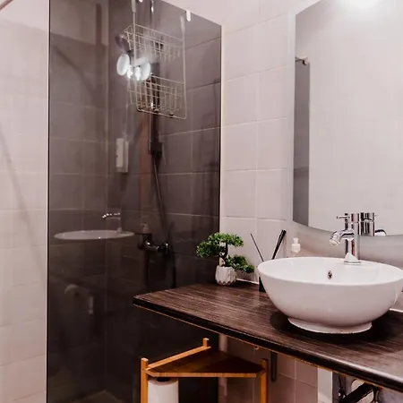 Dream Stay - Old Town City Wall Studio Apartment Талин Екстериор снимка