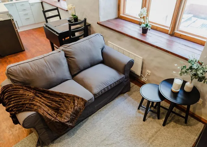 Dream Stay - Old Town City Wall Studio Apartment